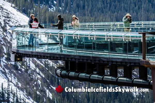 Columbia Icefields Glacier Skywalk During September